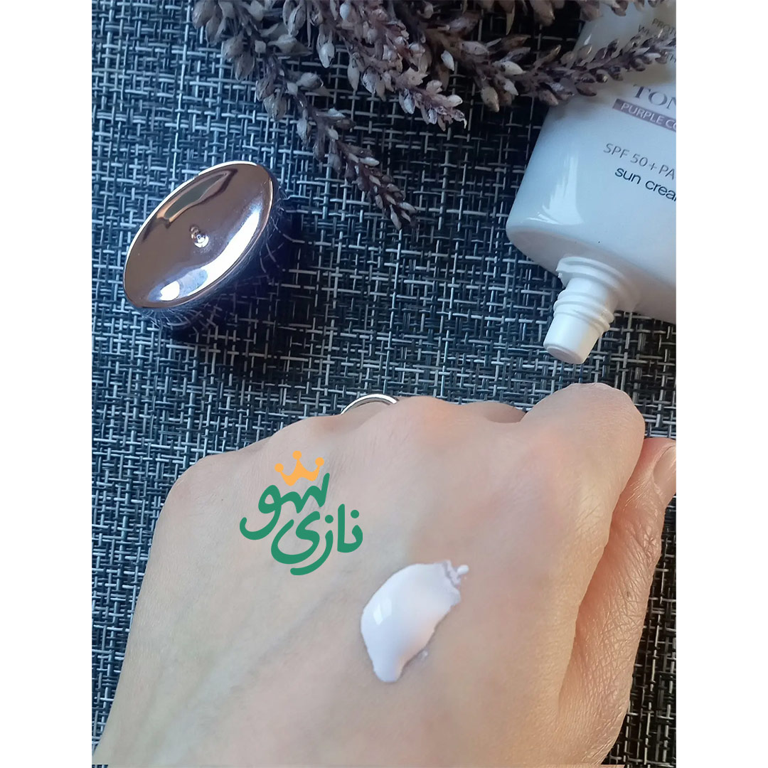 ضد آفتاب اصلاح رنگ و تون آپ بنفش د البا 5 ضد آفتاب اصلاح رنگ و تون آپ بنفش د البا d’Alba Waterfull Purple Correcting Tone-Up Sun Cream
